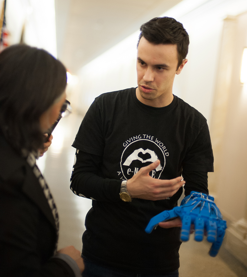 e-NABLE Volunteer Luke Johnston, shares his story with Maria Esquela about 3D Printed e-NABLE hands